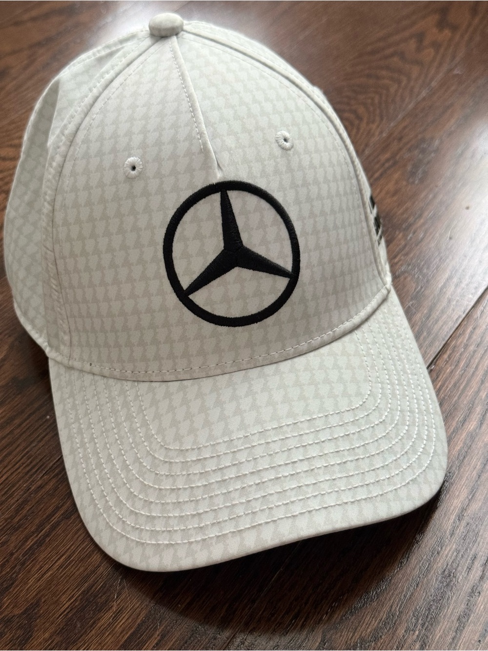 Rare Mercedes F1 Lewis Hamilton 2023 Official Driver Cap Hat White